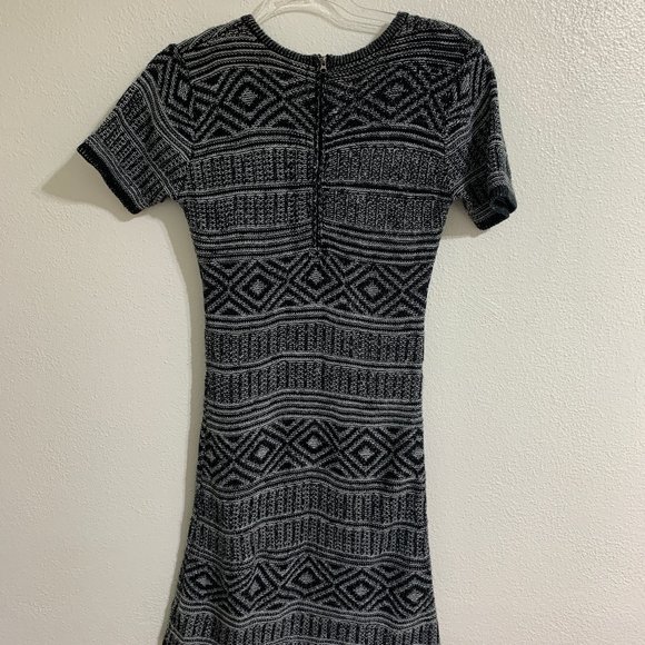 (T205) Ethereal by 🐦 Women's Sz Small Sweater Dress Black & White, Really Cute - Picture 4 of 13